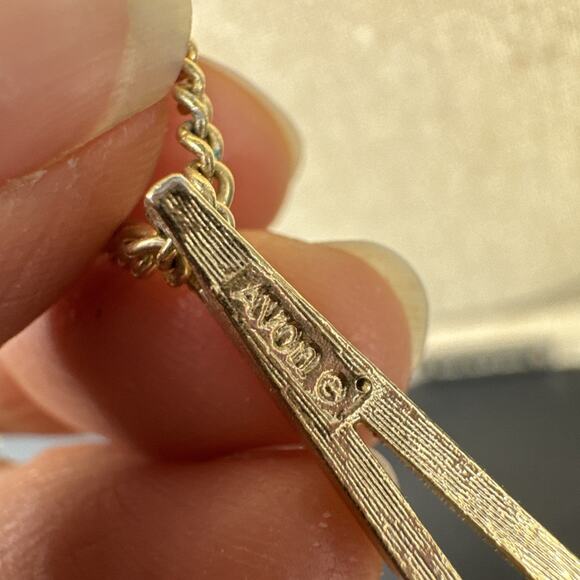 Vtg AVON 4 Pcs Set Purple Rhinestone Gold Tone Bracelet Necklace Earrings Ring - Picture 8 of 16